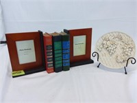 Books, book ends decor