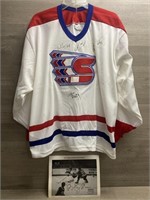 1988-89 Signed Spokane Chiefs Jersey & Photo