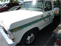 1978 FORD F350 FLAT BED WITH RACK AND LIFT GATE