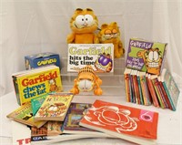 Large Garfield The Cat Lot