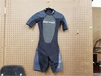 Body Glove Women's Size 3/4 Wet Suit