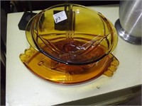 Mid-Century Amber Dish & Oval Under Tray