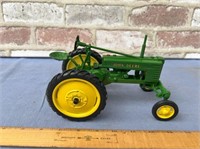 JOHN DEERE MODEL HWH TRACTOR TWO-CYLINDER