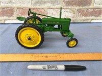 JOHN DEERE MODEL HWH TRACTOR TWO-CYLINDER