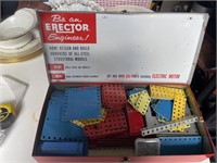 Erector Set in Metal box (Con2)
