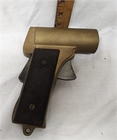 International Flare-Signal Co Flare Gun