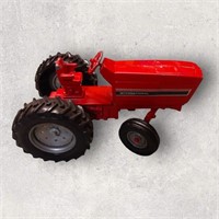Diecast International Tractor &  Farm Trailer Toy