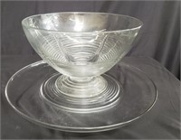 Glass center bowl and fruit bowl