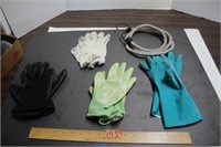 Gloves   3