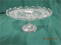 Glass pedestal cake plate