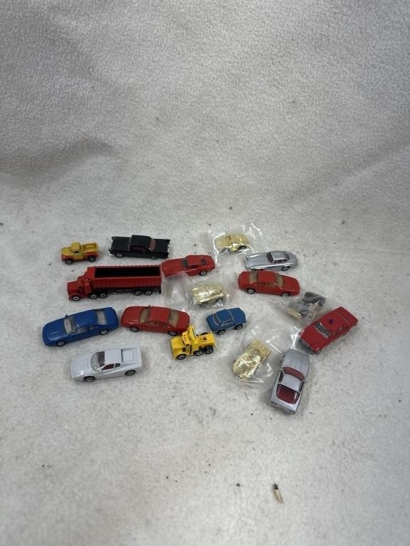 June Carthage Auction Collectibles Hot Wheels More!!!!!