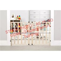 Regalo wooden expandable safety gate