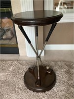 Golf club accent table