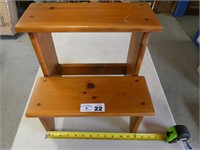 15" 2-Tiered Wooden Stool