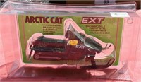 Artic Cat 1/16 Scale Snowmobile by Ertl