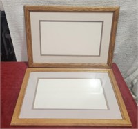 (2) 17×24 Oak Picture Frames