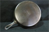 GRISWOLD # 10 SMALL BLOCK CAST IRON SKILLET