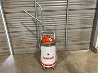 Pullman White Holt Industrial Vacuum, Wheeled
