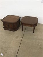 Super pair of mid century modern side tables.