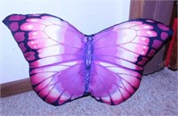 2 butterfly theme pillows - Full size comforter