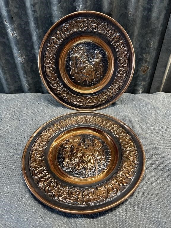 2 copper decor plates