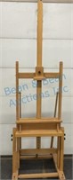 Fully adjustable easel