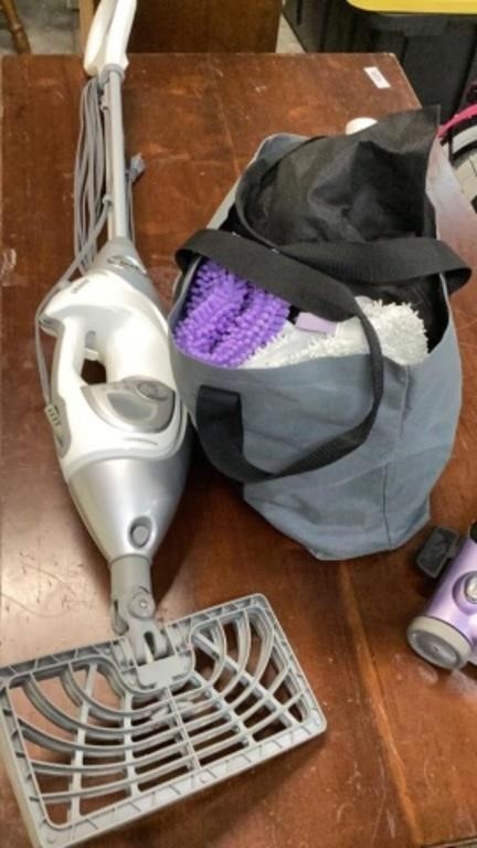 Shark  professional floor cleaner with accessories