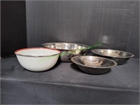 (4) Stainless Steel Mixing Bowls