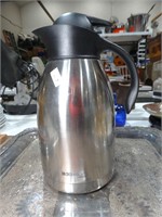Thermos B3 Basics Insolated Pitcher