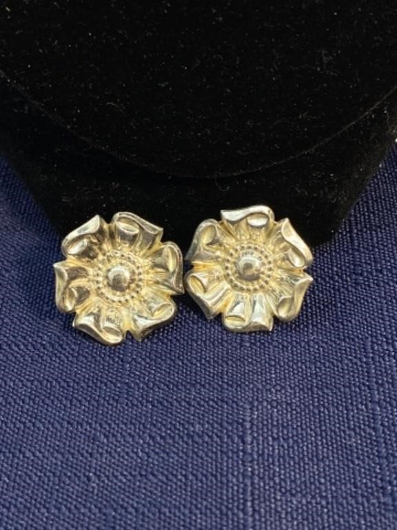 Sterling silver flower clip earrings