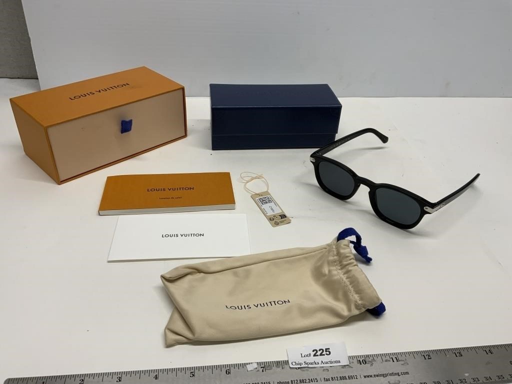 Louis Vuitton Z1963U 93L Sunglasses