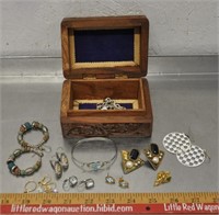 Costume jewellery in wood trinket box