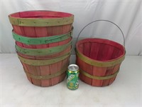5 GREEN & RED PRODUCE BASKETS