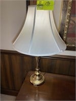 TABLE LAMP 27 IN TALL BRASS LIKE BASE