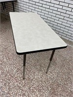 4ft student desk / table