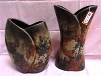 2 CERAMIC RED AND BROWNISH VASES