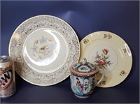 Pair of plates and a covered cup
