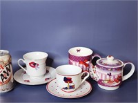Red Hat Teapot Tea cups and Coffee Mugs