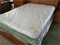 Sealy queen mattress set
