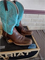 Womans Ariat Square Toe Cowboy Boots Turquoise Sz9