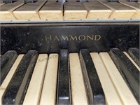 Hammond organ with storage bench. untested.