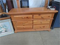 6-Drawer Pine Dresser