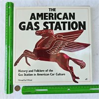 The American Gas Station HC book, Michael Witzel