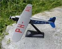 KLM - Model Airplane 7.5" x 9.5" x 4.5"