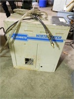 Lot # 4216 - L.B. White gas heater