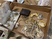 BOX OF COSTUME JEWELRY