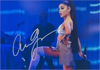 Autograph COA Ariana Grande Photo
