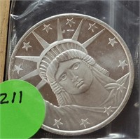 STATUE OF LIBERTY SILVER ART ROUND