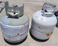 PAIR OF EMPTY PROPANE TANKS