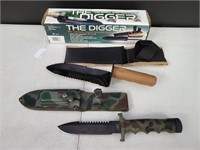 2 Survival Knives With Sheaths